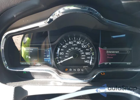 2018 Lincoln Mkt z USA, uszkodzony, nr VIN 2LMHJ5NK2JBL01831